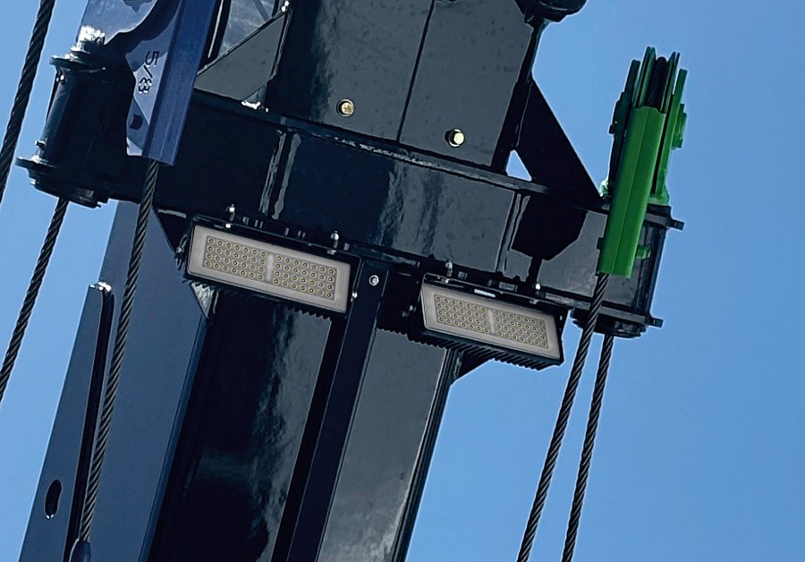 Picture of Maxxima 5,500 Lumen Exterior Scene LED Work Light