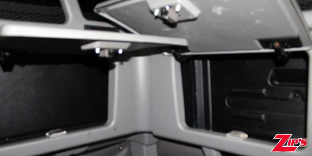 Picture of 2021 Peterbilt 389 w/64" Sleeper, 22716